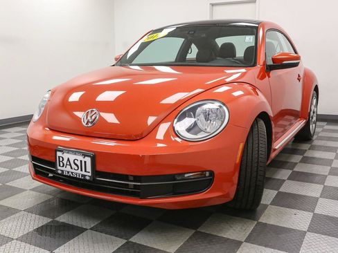 Used 2016 Volkswagen Beetle 1.8T FWD image 4