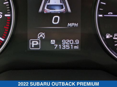 Certified 2022 Subaru Outback Premium image 18