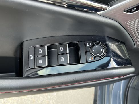 Used 2022 MAZDA MAZDA3 s FWD image 15
