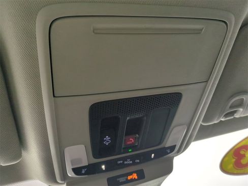 Used 2023 Honda Accord Touring image 23