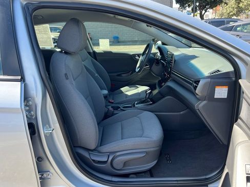 Used 2020 Hyundai Ioniq Blue FWD image 19