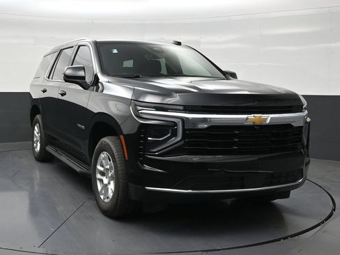 Used 2025 Chevrolet Tahoe LS RWD image 7