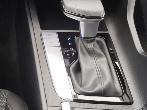 New 2026 Hyundai Elantra SE FWD image 18