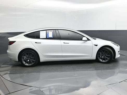 Used 2023 Tesla Model 3 Standard Range RWD image 30