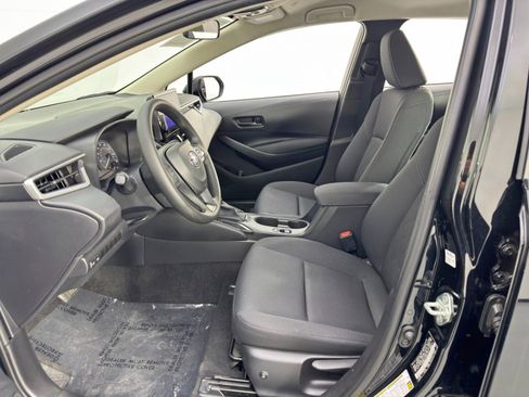 Used 2023 Toyota Corolla LE image 15