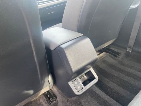 Used 2025 Kia K4 LXS image 23