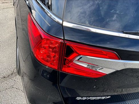 Used 2019 Honda Odyssey EX-L image 31