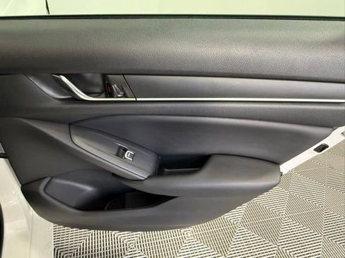 Certified 2022 Honda Accord Sport image 40