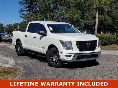 Used 2024 Nissan Titan SV w/ SV Convenience Package