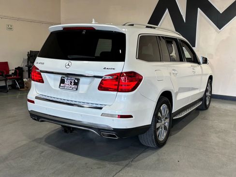 Used 2014 Mercedes-Benz GL 450 4MATIC image 5