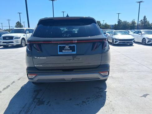 New 2025 Hyundai Tucson SEL image 6