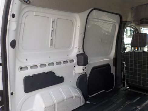 Used 2011 Ford Transit Connect XLT FWD image 21
