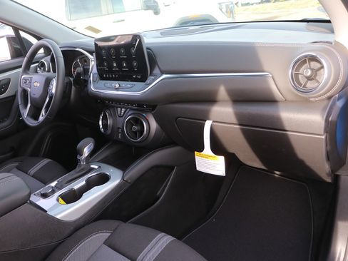 New 2026 Chevrolet Blazer LT w/ Midnight/Sport Edition image 33