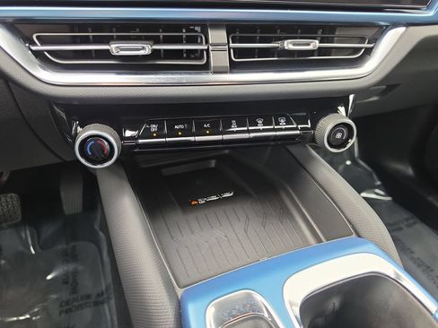 New 2026 Chevrolet Equinox EV LT FWD image 18
