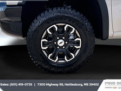New 2026 Chevrolet Silverado 1500 ZR2 AWD/4WD image 8