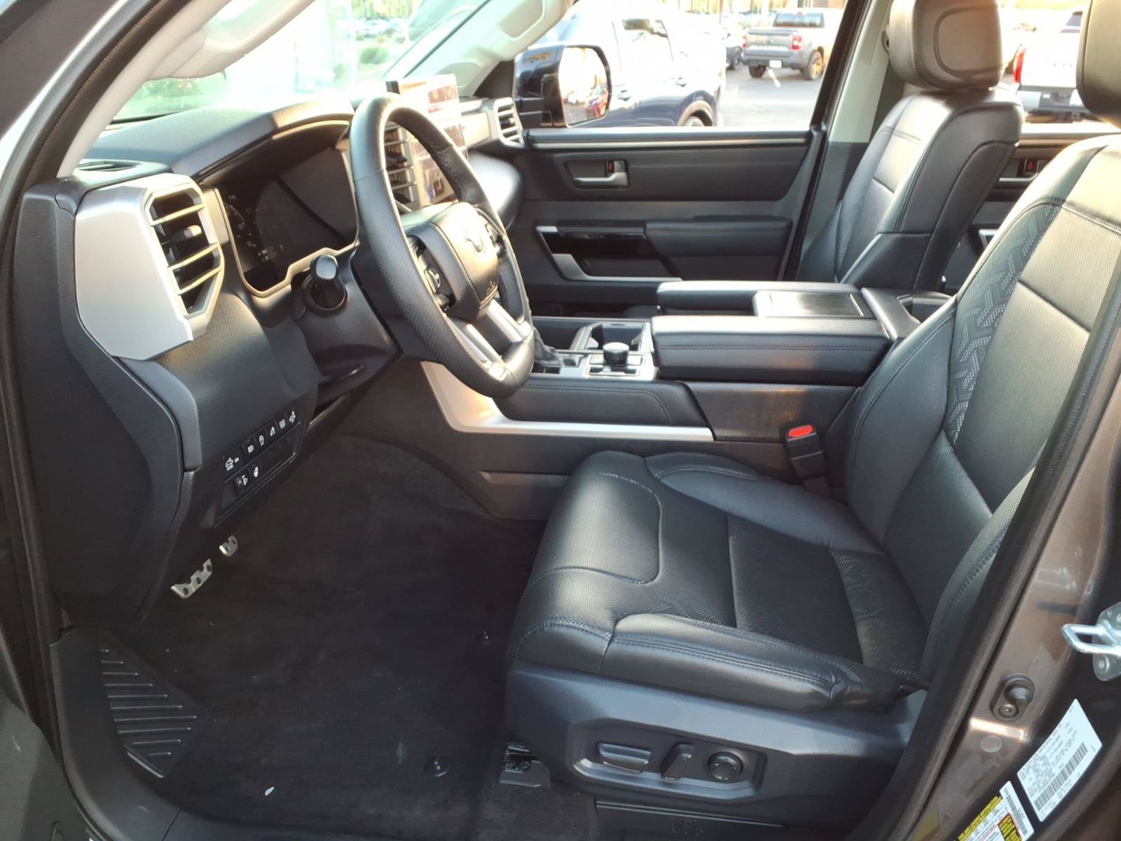 Used 2024 Toyota Tundra Limited w/ TRD Off-Road Package AWD/4WD image 15