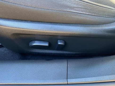 Used 2023 Nissan Altima 2.5 SV FWD image 14