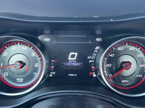 Used 2023 Dodge Charger SXT image 25