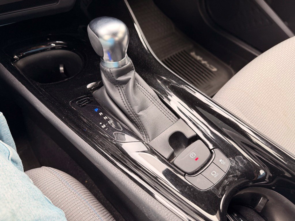 Used 2019 Toyota C-HR XLE FWD image 22