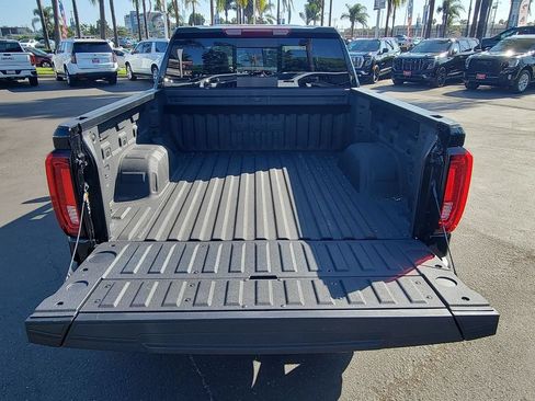 Used 2026 GMC Sierra 1500 SLT w/ SLT Premium Package AWD/4WD image 27