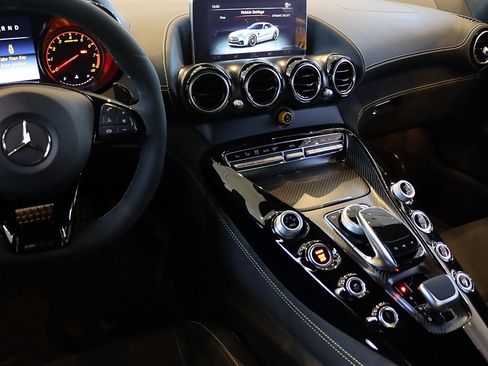 Used 2018 Mercedes-Benz AMG GT R image 41
