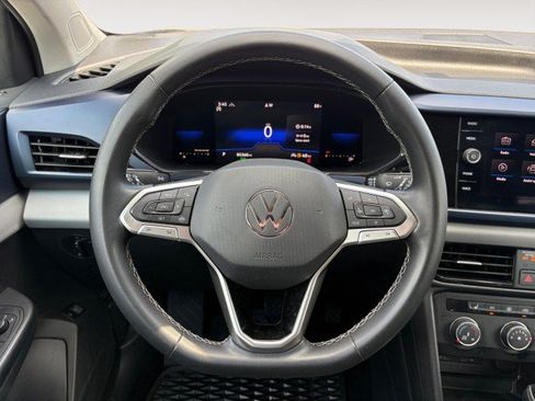 Used 2022 Volkswagen Taos SE AWD/4WD image 8