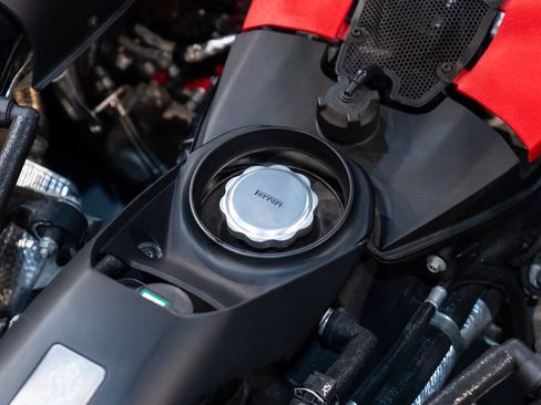 Certified 2022 Ferrari F8 Tributo RWD image 27