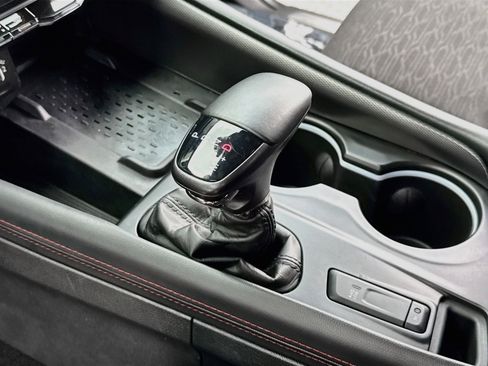 Used 2025 Dodge Durango R/T AWD/4WD image 17