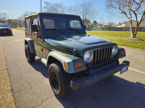 Used 1997 Jeep Wrangler SE image 8