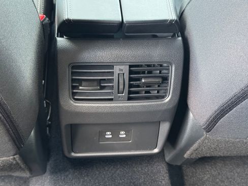 Used 2026 Nissan Rogue SV image 15