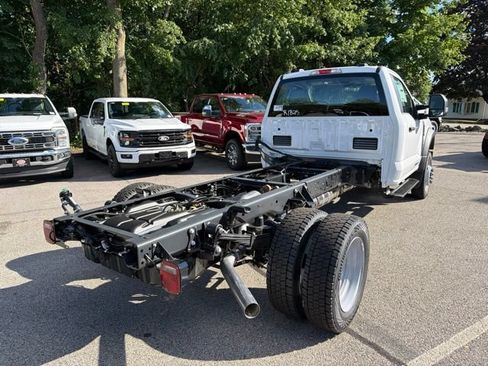 New 2026 Ford F550 4x4 Regular Cab Super Duty image 4