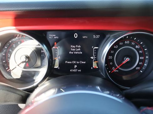 Used 2022 Jeep Gladiator Rubicon w/ LED Lighting Group AWD/4WD image 35