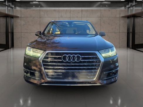 Used 2018 Audi Q7 3.0T Prestige w/ Prestige Package image 9