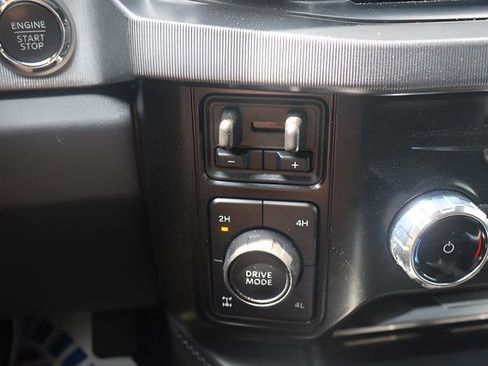 Used 2026 Ford F350 Platinum AWD/4WD image 13
