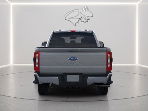 New 2026 Ford F250 Lariat w/ FX4 Off-Road Package image 5