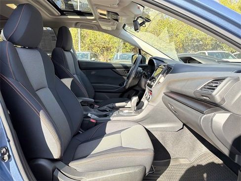 Used 2023 Subaru Crosstrek 2.0i Premium image 19