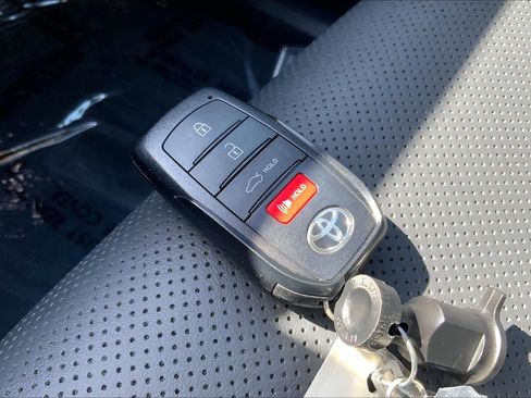 Certified 2026 Toyota Crown XLE image 14