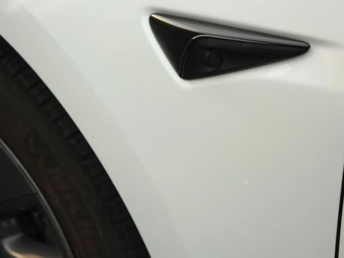 Used 2022 Tesla Model 3 Long Range AWD/4WD image 30