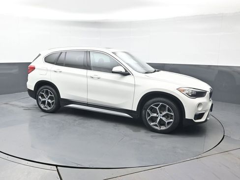 Used 2018 BMW X1 xDrive28i image 8