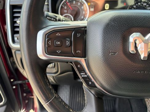 Used 2025 RAM 1500 Laramie AWD/4WD image 16