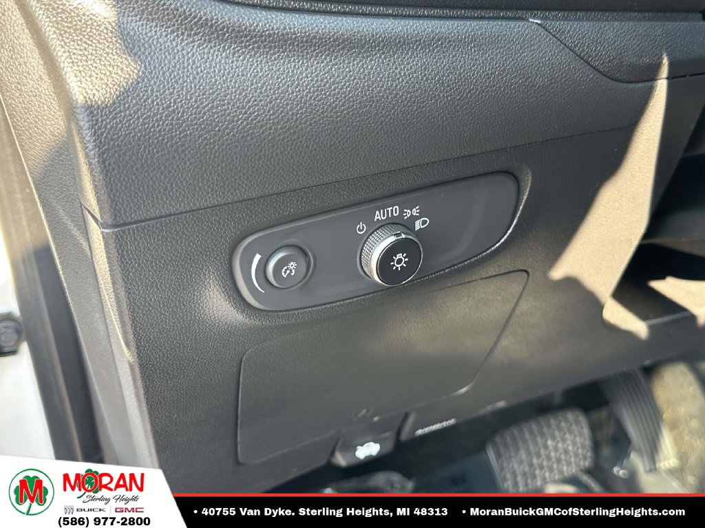 Certified 2024 Buick Encore GX Preferred FWD image 18