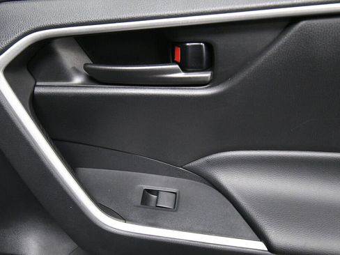 Certified 2023 Toyota RAV4 LE image 23