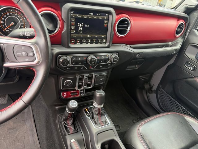 Used 2023 Jeep Gladiator Rubicon w/ Cold Weather Group AWD/4WD image 17