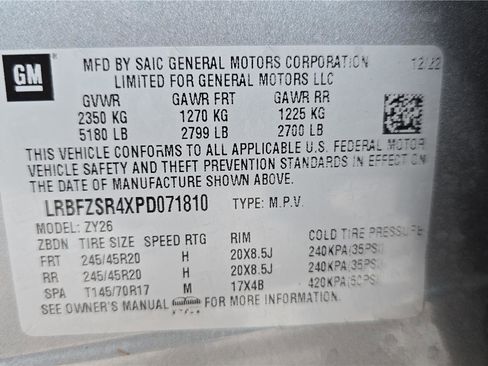 Used 2023 Buick Envision Avenir image 27