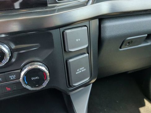 New 2026 Ford F350 Lariat w/ Lariat Premium Package AWD/4WD image 31