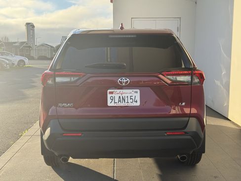 Used 2024 Toyota RAV4 LE image 6