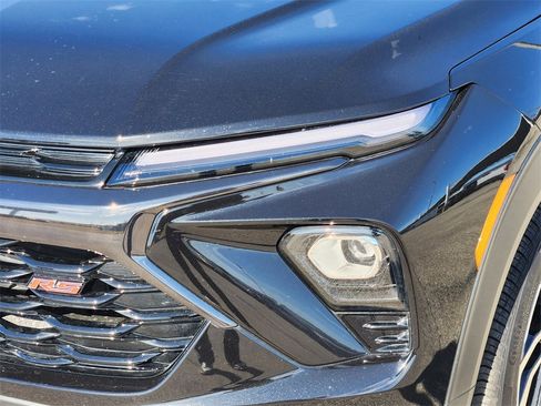 Certified 2025 Chevrolet TrailBlazer RS w/ Driver Confidence Package image 9