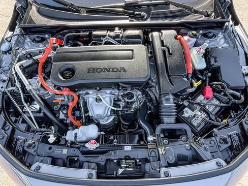 Used 2025 Honda Civic Sport image 28