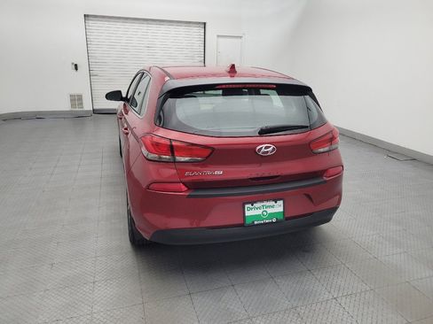 Used 2018 Hyundai Elantra GT w/ Style Package 02 FWD image 6