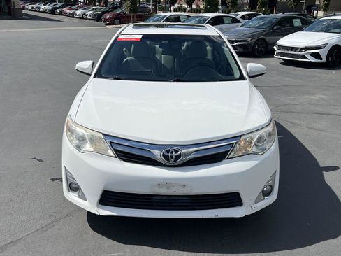 Used 2014 Toyota Camry XLE w/ Leather Package FWD image 10